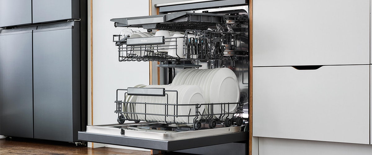 How to Stack Your Dishwasher for a Perfect Clean Every Time