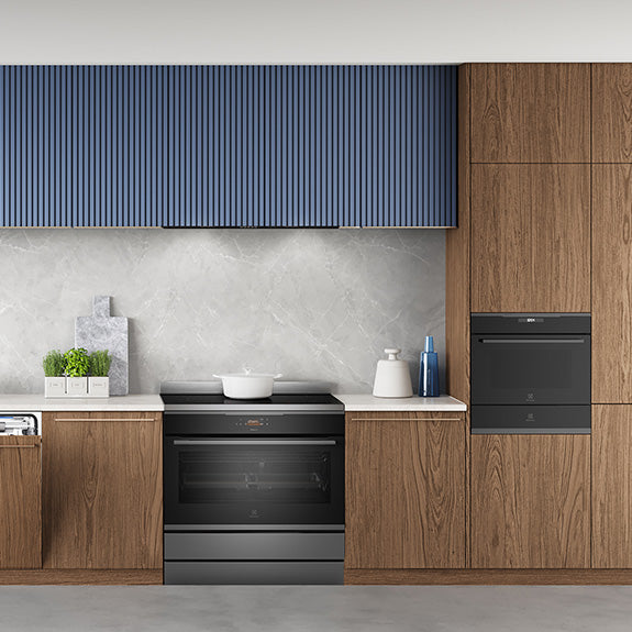 Electrolux 90cm UltimateTaste Electric Freestanding Cooker - Dark Stainless Steel