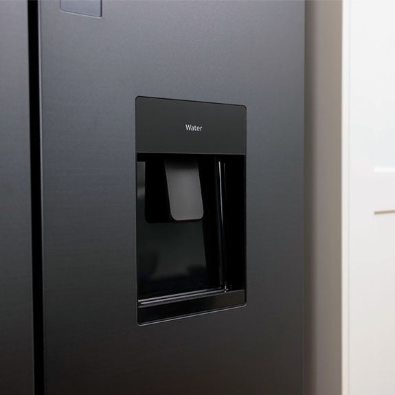 Haier 508L Quad Door Fridge Freezer with Water Dispenser - Black (600 Series)