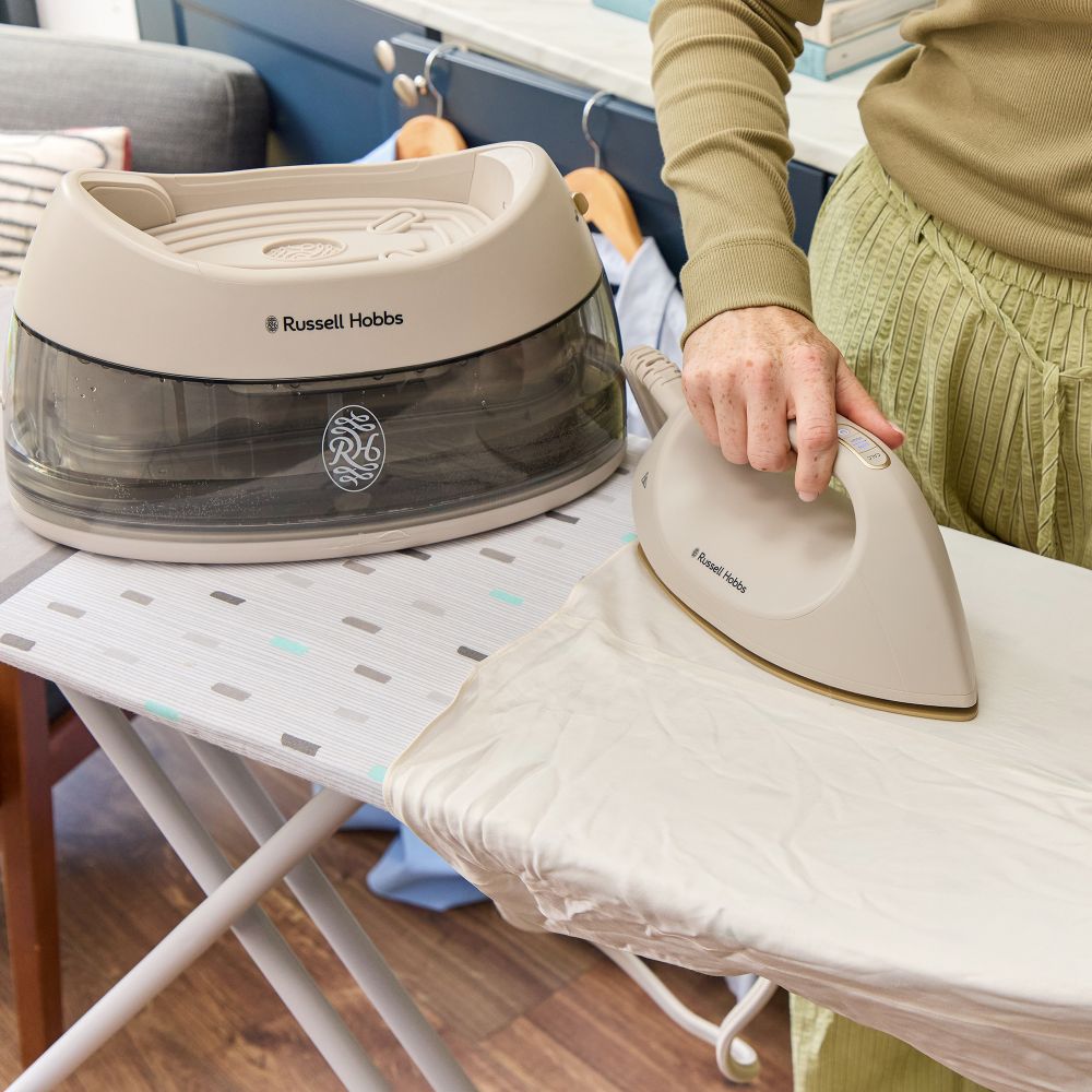 Russell Hobbs Fabric Luxe Iron & Steam Generator Station - Stone
