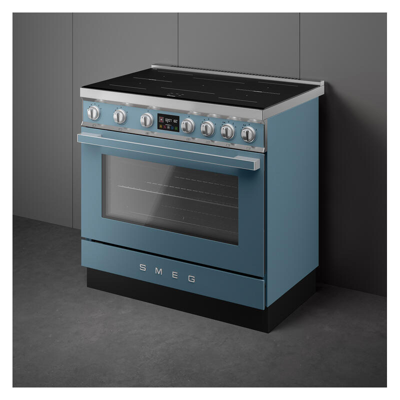 Smeg 90cm Portofino Induction Pyrolytic Freestanding Oven - Storm Blue