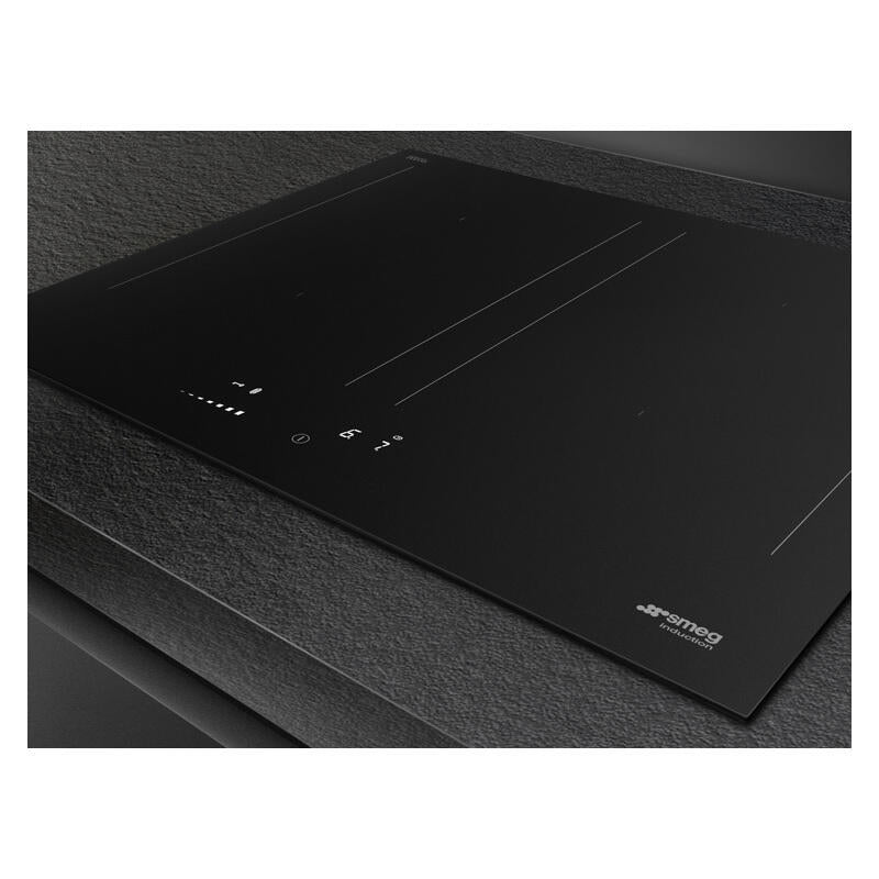Smeg 60cm 4-Zone Induction Cooktop with Flexible Zones - Matte Black (Classic Aesthetic)